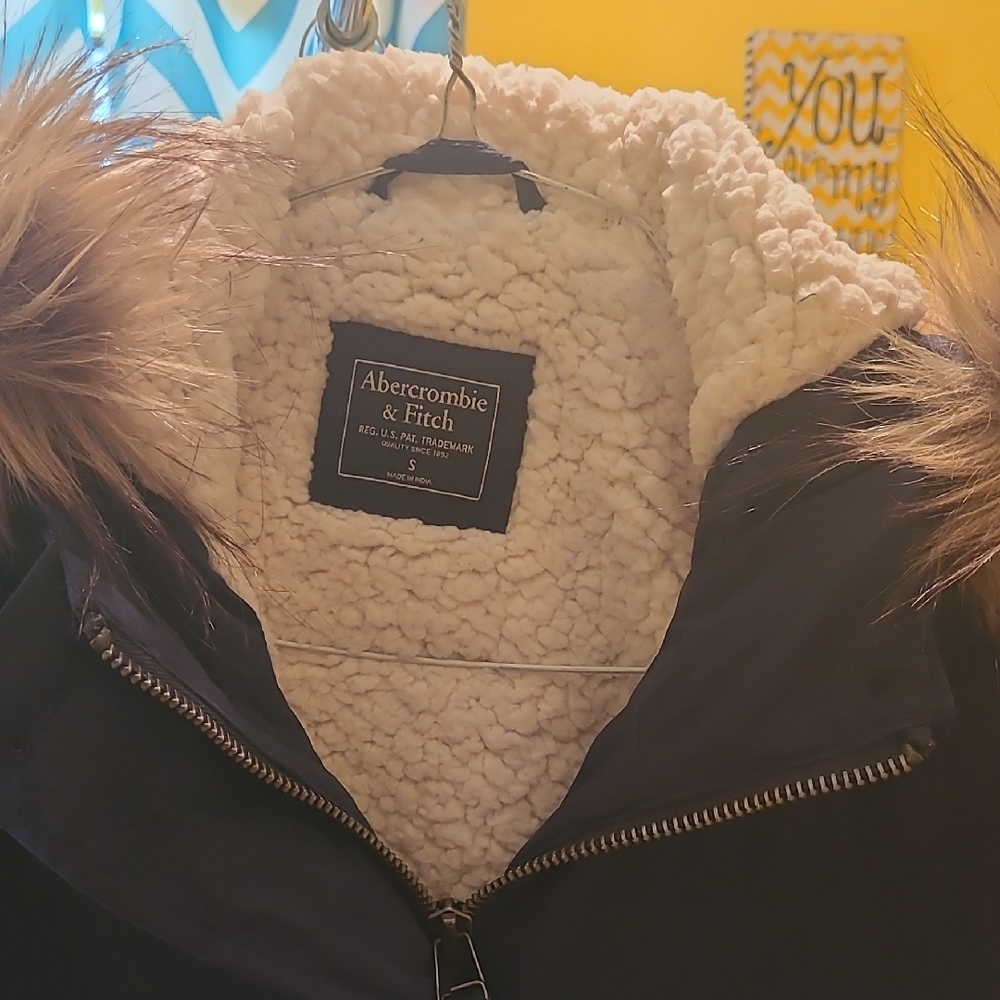 Abercrombie & Fitch Dark Blue Coat with Faux Fur and Cream Lining